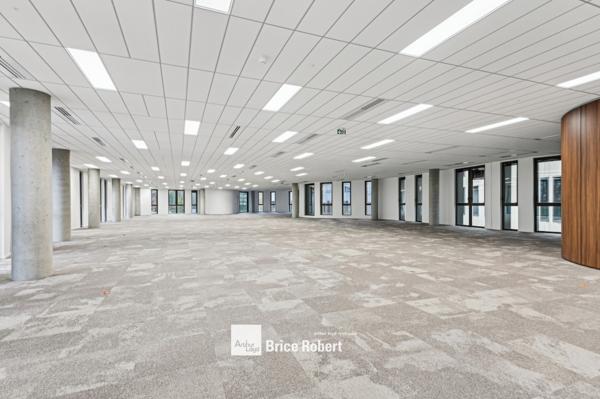 Bureaux neufs à louer à Limonest avec certification BREEAM Very Good