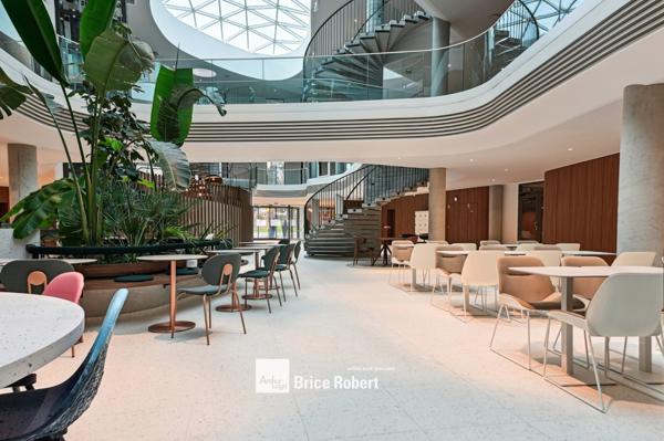 Bureaux neufs à louer à Limonest avec certification BREEAM Very Good