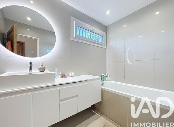 Maison à vendre 5 pièces 101 m² Marseille 13