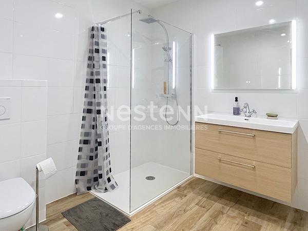 Maison récente de 2022 comprenant 4 chambres + bureau à vendre au Bignon