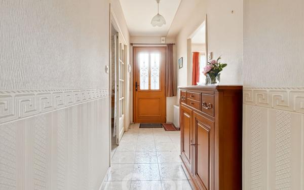 Maison à vendre    4 pièces • 121,60 m2 Bessines-sur-Gartempe