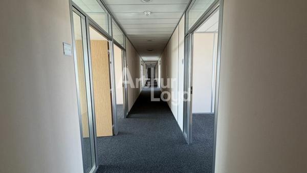 À VENDRE : PLATEAU DE BUREAUX D'ENVIRON 748,5 M² - 4 STATIONNEMENTS - GARE SUD LE MANS