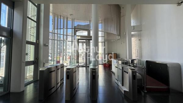 À VENDRE : PLATEAU DE BUREAUX D'ENVIRON 748,5 M² - 4 STATIONNEMENTS - GARE SUD LE MANS