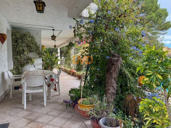Maison familiale avec piscine à Bernis, aux portes de Nîmes