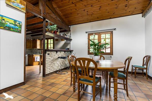 Maison à vendre 375 000 € Fargues-Saint-Hilaire 5 p 120 m² DPE D