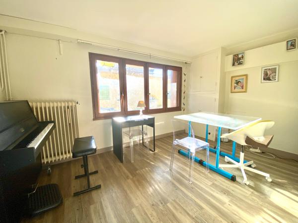 POITIERS - quartier CHILVERT - MAISON lumineuse de 128m² au calme