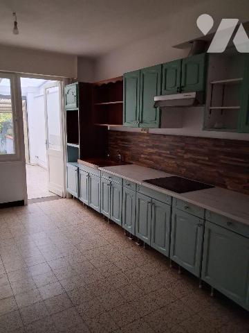 A VENBDRE EXCLUSIVITE  maison de construction 1965 d une surface de 101m² sur une parcelle de 5...