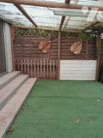 A VENBDRE EXCLUSIVITE  maison de construction 1965 d une surface de 101m² sur une parcelle de 5...