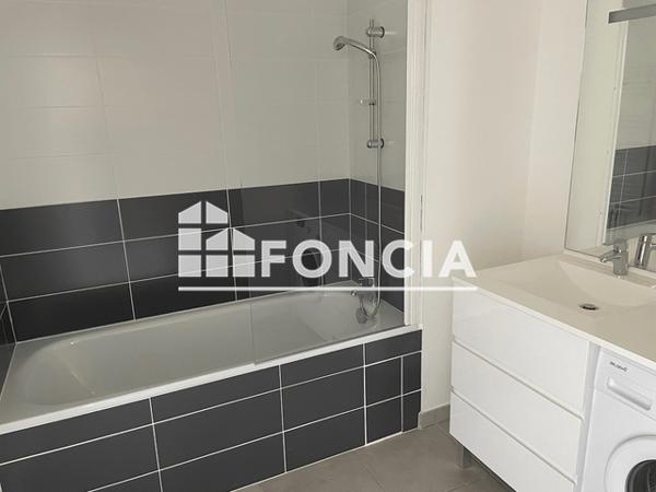 Location Appartement 3 pièces 59.36 m² - 32 RUE DUMONT D'URVILLE Le Havre 76600