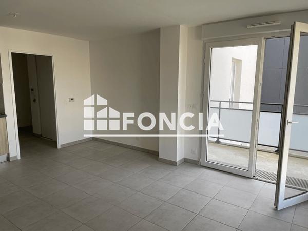 Location Appartement 3 pièces 59.36 m² - 32 RUE DUMONT D'URVILLE Le Havre 76600