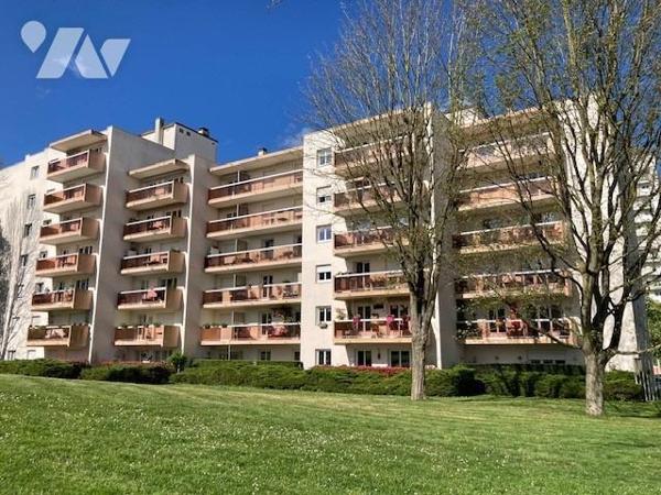 GRAND QUEVILLY - Roseraie - Appartement au 5ème étage avec ascenseur 3 chbres (85 m²)