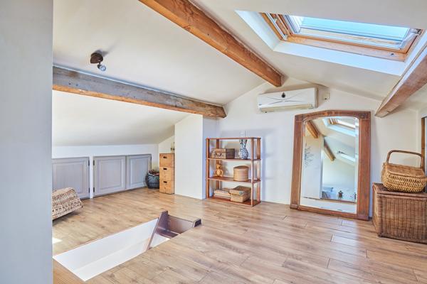 Maison 6 pièces - 140 m² Exclusivité efficity