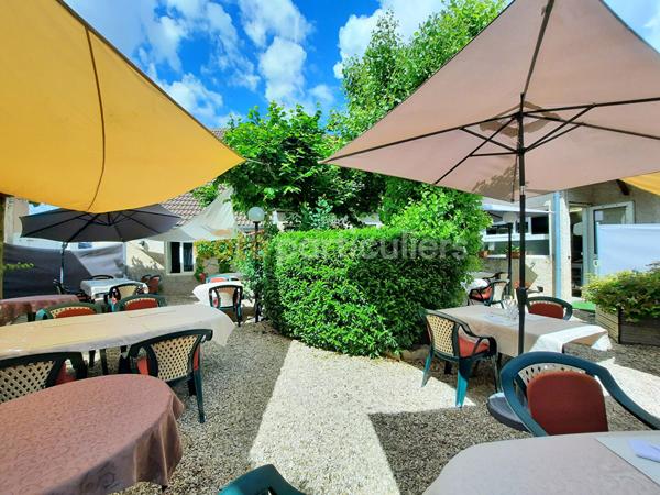 Vente
                Fonds de commerce253 m² - PARCEY (39100)