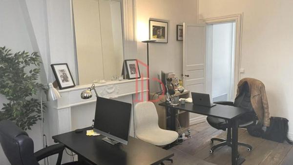 Bureau de 90 m² à vendre à Bordeaux Saint-Michel - Victoire