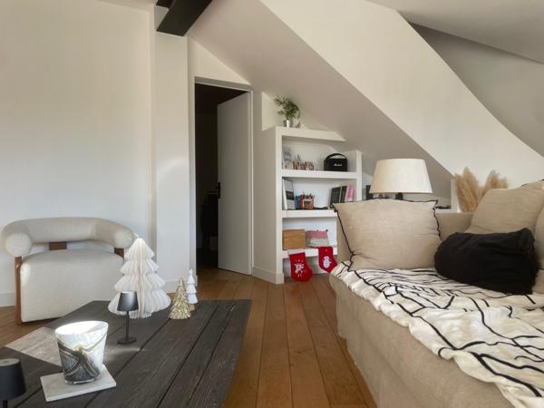 Vente Maison La Rochelle 1 195 000 € HAI - 196 m2 - 5 Chambres - Réf. 696-TERREETMER17_696
