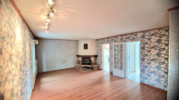 Maison spacieuse à vendre à Combs la Ville