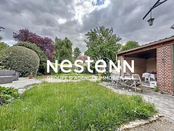 Maison Bourgeoise Semi plain pied de 284 m², Terrain 1230m², 6 chambres, Jardin arboré, dépendances, À moins de 5 min de la gare de Douai