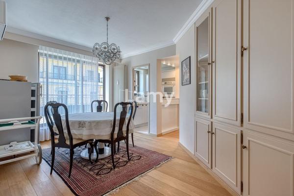 T4 dernier etage avec terrasse de 80 m²