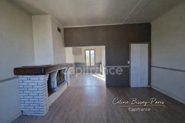 Maison 5 Pièces, 4 chambres, 994M2 de terrain MIGENNES (89)