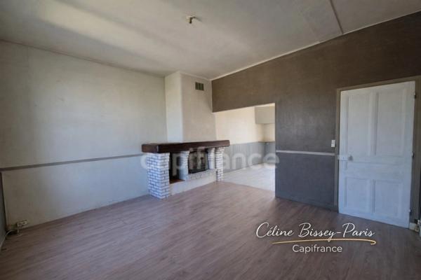 Maison 5 Pièces, 4 chambres, 994M2 de terrain MIGENNES (89)