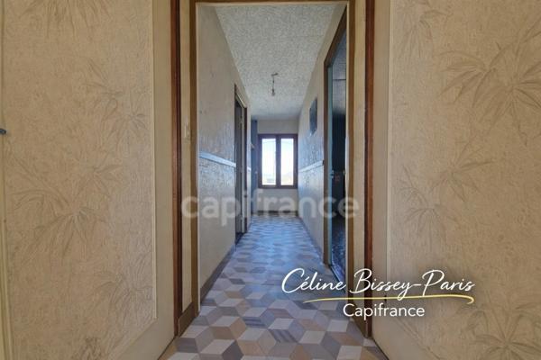 Maison 5 Pièces, 4 chambres, 994M2 de terrain MIGENNES (89)