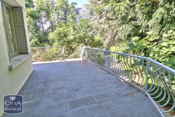 Maison à vendre 8 pièces 216.91m² Saint-Priest-en-Jarez (42270)