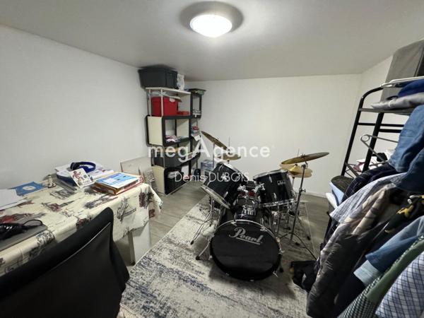 Maison à ARCONNAY, 72610 - 7 pièces 140m²