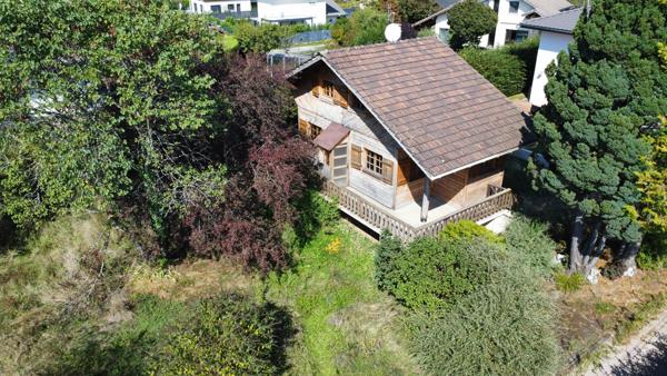 Chalet d'habitation sur un terrain de 450 m² au calme