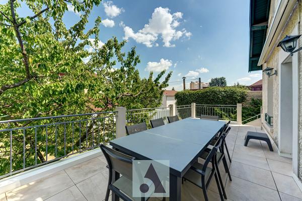Villa 6 pièces 161 m2
