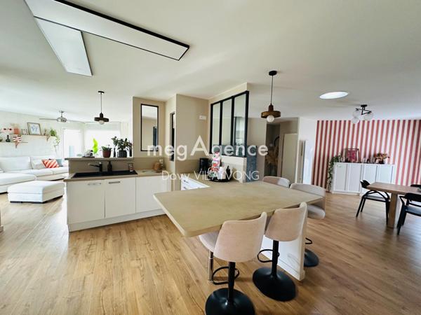 Maison à LE PUY-SAINT-BONNET, 49300 - 6 pièces 148m²