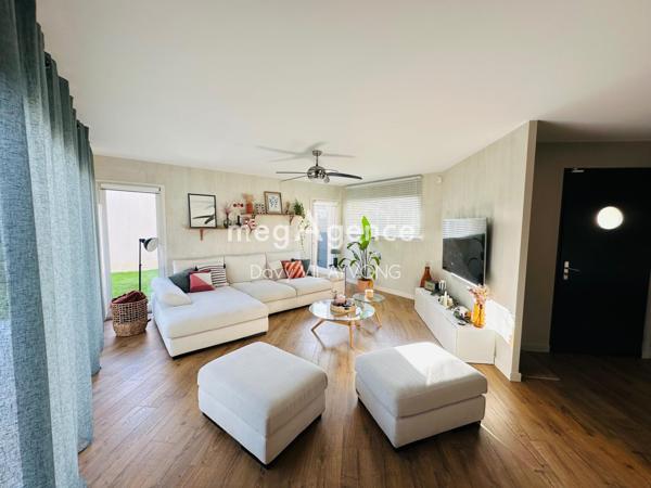 Maison à LE PUY-SAINT-BONNET, 49300 - 6 pièces 148m²