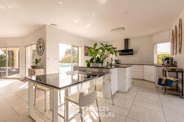 Belle villa méditerranéenne et sa maison d’amis