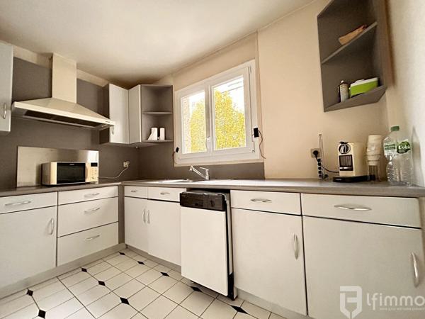 Grand F5 de 100 m², Val de Fontenay