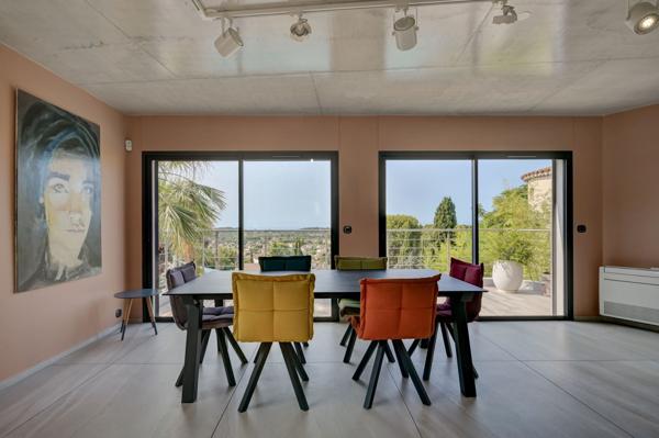 Vente Villa de luxe La Garde 7 Pièces 166 m²