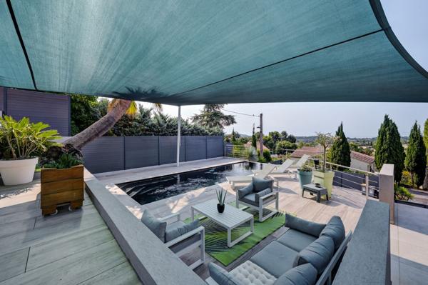 Vente Villa de luxe La Garde 7 Pièces 166 m²