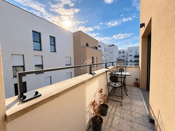 Appartement Cergy 2 pièce(s) 45 m2 179 900 € **  - Référence  5281