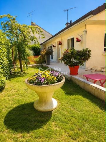 MAISON INDIVIDUELLE – 5 CHAMBRES – TERRASSE PLEIN SUD – DÉPENDANCE HABITABLE – RETHEL