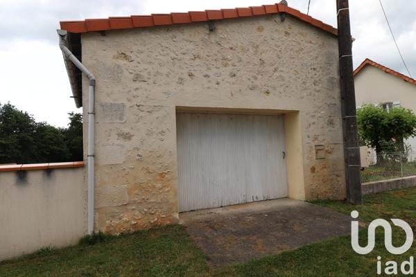 Maison 5 pièces de 110 m² à Le Fouilloux (17270)