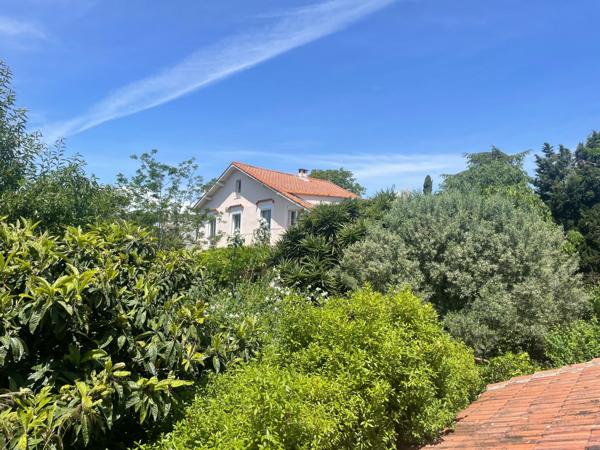 Vente Maison de luxe Sète 6 Pièces 202 m²
