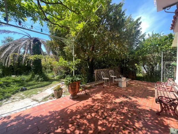 Vente Maison de luxe Sète 6 Pièces 202 m²