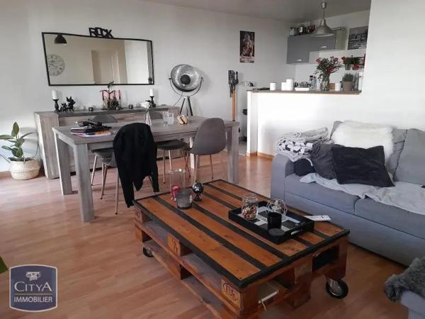 Appartement à louer 2 pièces 52.76m²