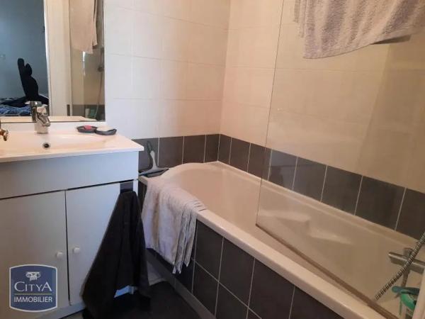 Appartement à louer 2 pièces 52.76m²