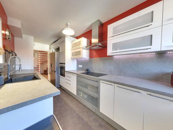 Appartement en duplex Bry Sur Marne 5 pièce(s) 115.38 m2
