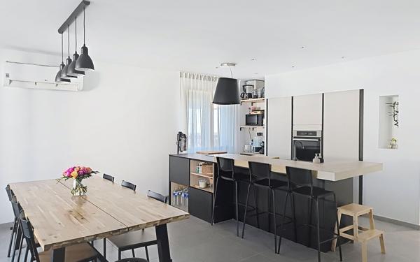 Maison à vendre    5 pièces • 110 m2 Carpentras