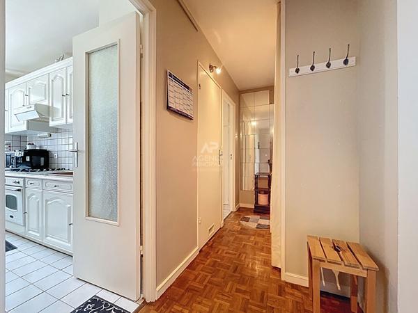 Appartement T1 - Secteur Chatou Hauts 159 000 € **  - Référence  V30010274