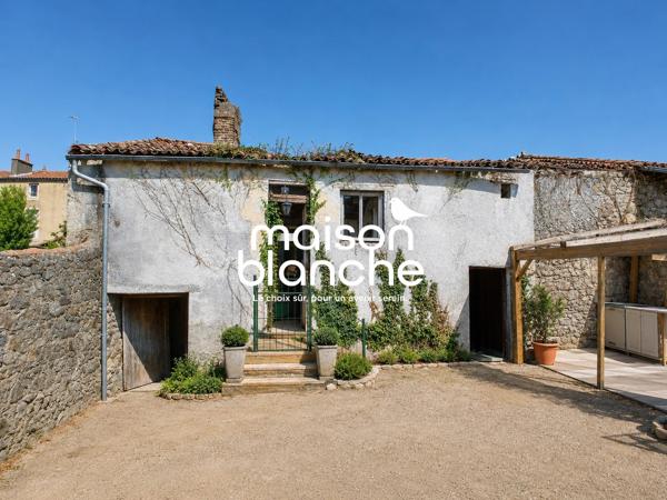 Maison ancienne à vendre, 6 pièces - Parthenay 79200