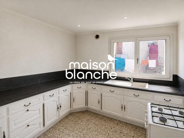 Maison ancienne à vendre, 6 pièces - Parthenay 79200