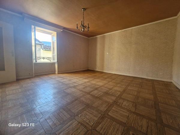 Appartement à vendre 4 pièces ()