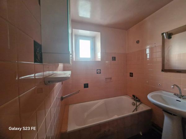 Appartement à vendre 4 pièces ()