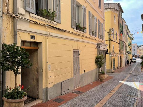 Appartement à vendre    3 pièces •    La Seyne-sur-Mer